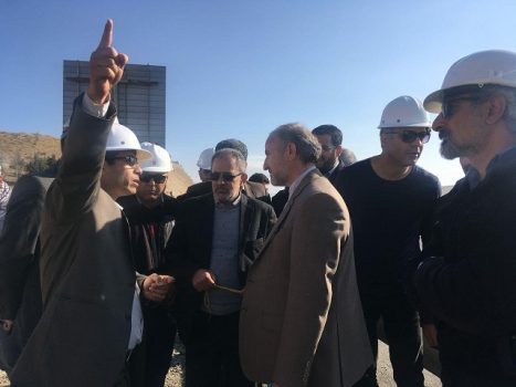 بازدید مسئولان از روند اجرای طرح فاضلاب مسکن مهر پردیس/ تأکید بر لزوم همکاری تمام ارگانهای مربوطه