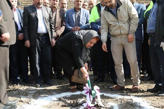 سومین سرای محله بومهن در محله شهرآباد کلنگزنی شد/ اهدای زمین فرهنگسرای پیام بومهن از سوی یک خیِّر سومین سرای محله بومهن در محله شهرآباد کلنگزنی شد/ اهدای زمین فرهنگسرای پیام بومهن از سوی یک خیِّر
