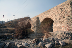 پل تاریخی شاه‌عباسی جاجرود در شهرستان پردیس