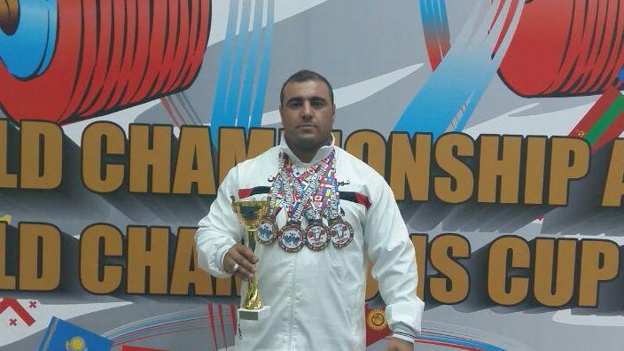 محمود عمرانی ورزشکار پردیسی